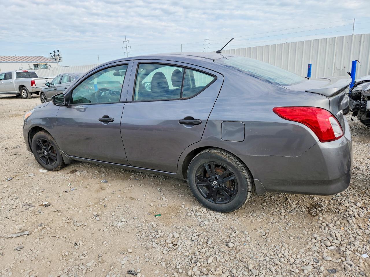 2019 NISSAN VERSA S PLUS — снимка 2