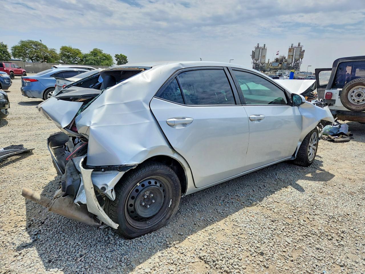 2018 TOYOTA COROLLA LE — снимка 3