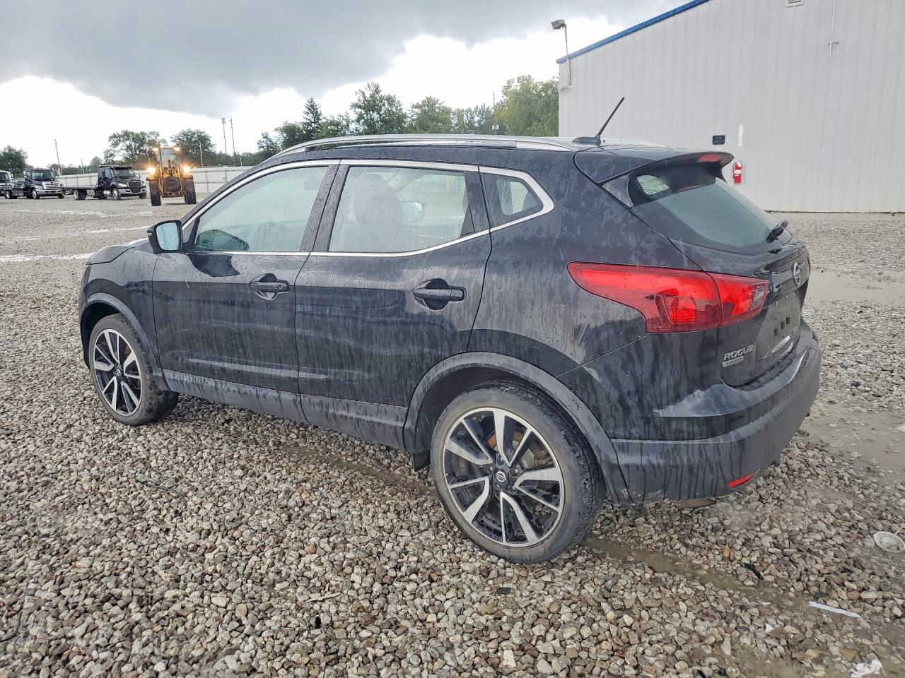 2018 NISSAN ROGUE SPORT SL — снимка 2