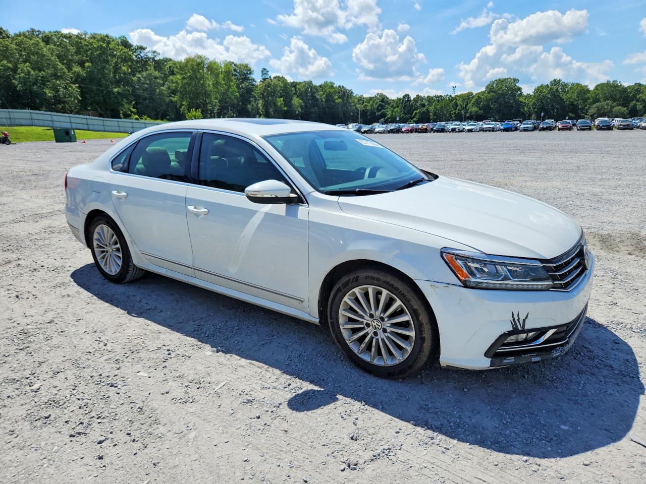 2016 VOLKSWAGEN PASSAT SE — снимка 4