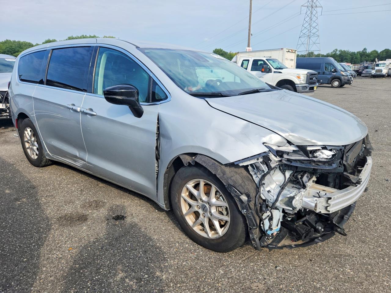 2024 CHRYSLER PACIFICA TOURING L — снимка 4