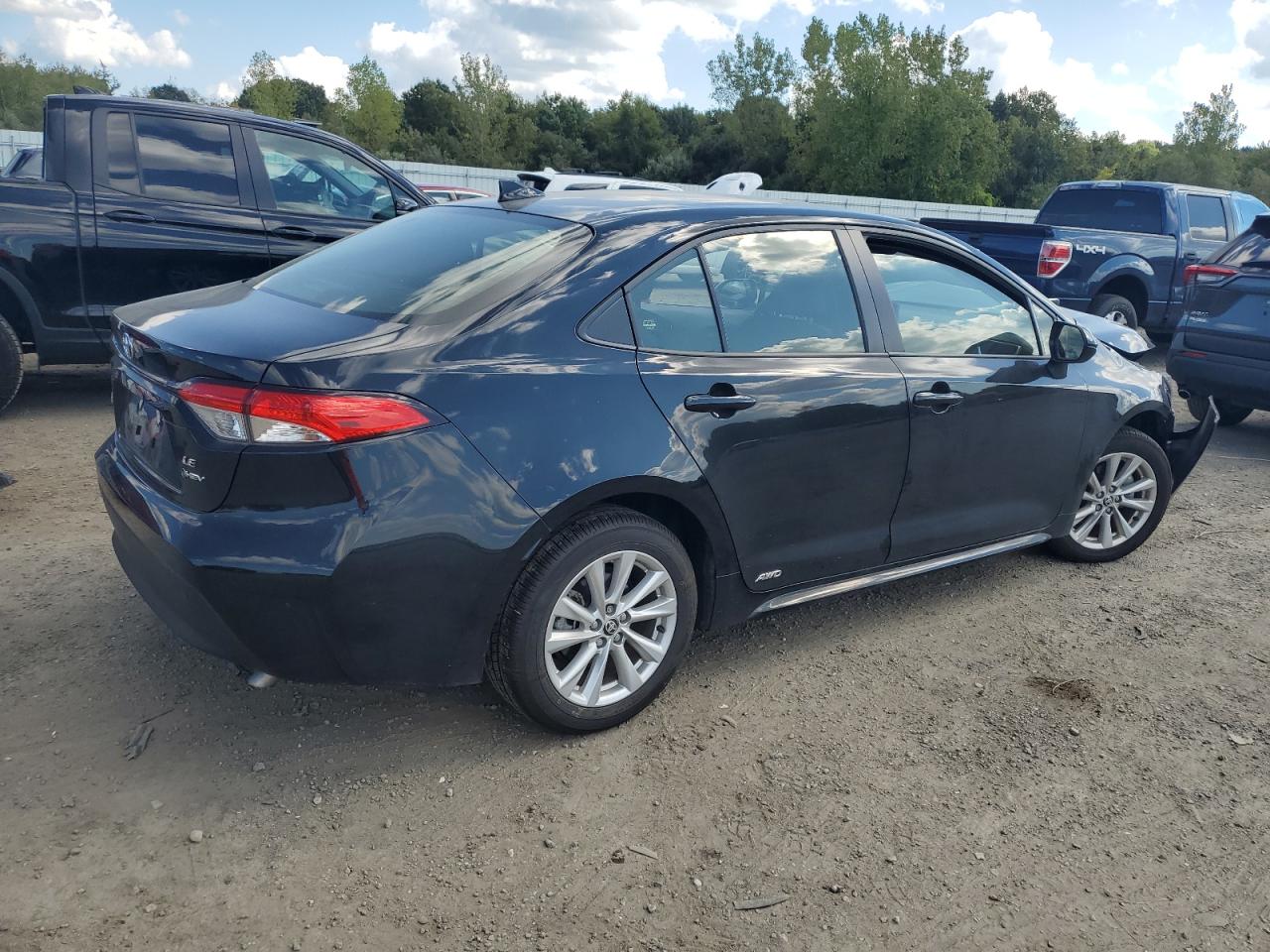2025 TOYOTA COROLLA LE — снимка 3