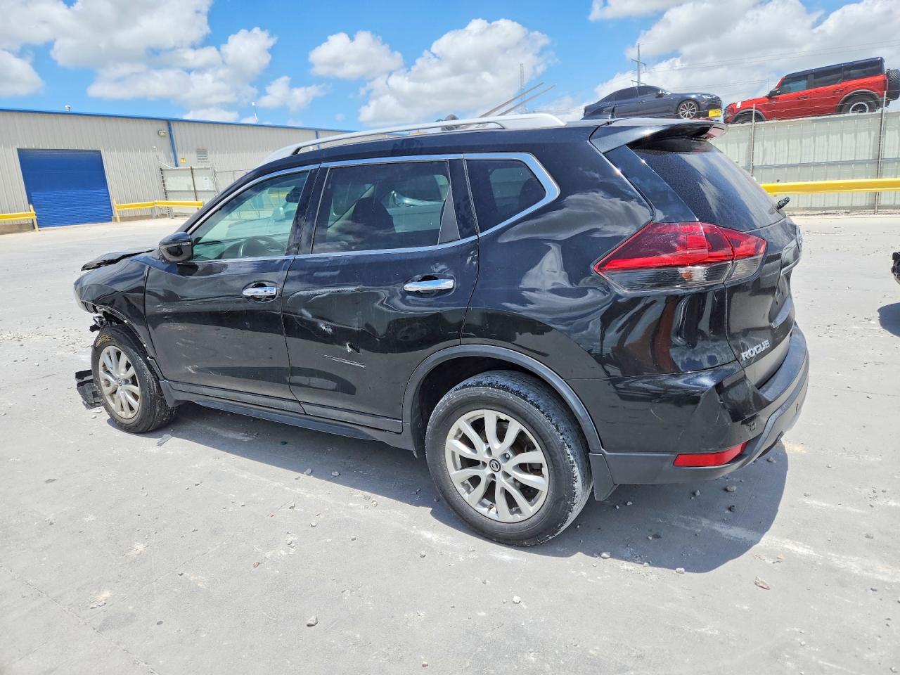 2019 NISSAN ROGUE SV — снимка 2