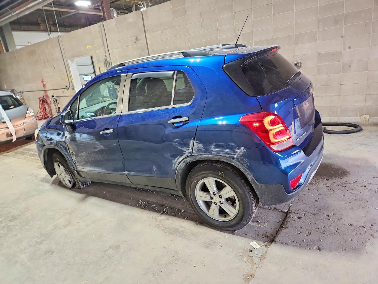 2020 CHEVROLET TRAX 1LT — снимка 2