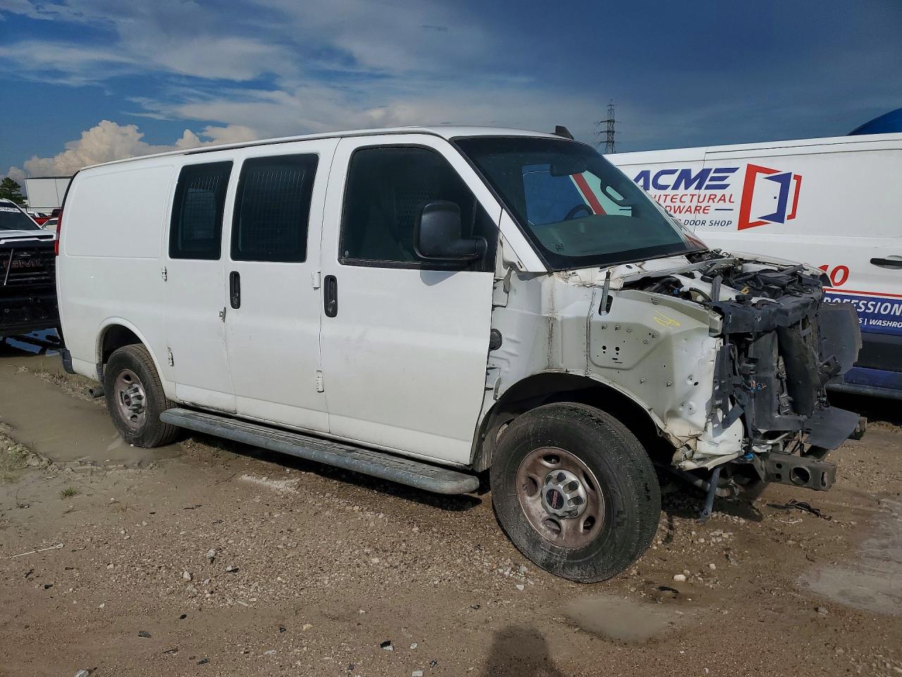 2020 GMC SAVANA G2500 — снимка 4