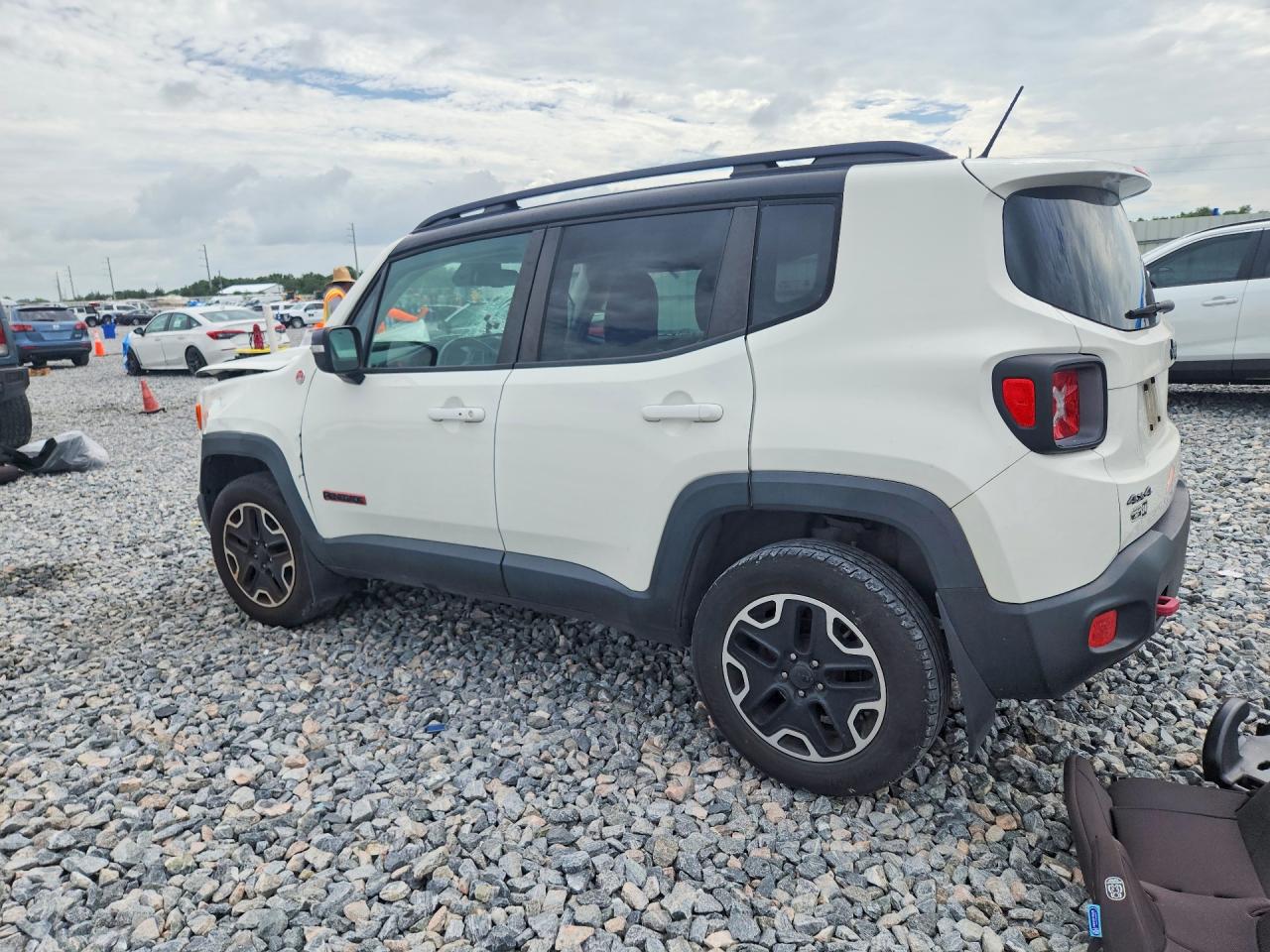 2016 JEEP RENEGADE TRAILHAWK — снимка 2