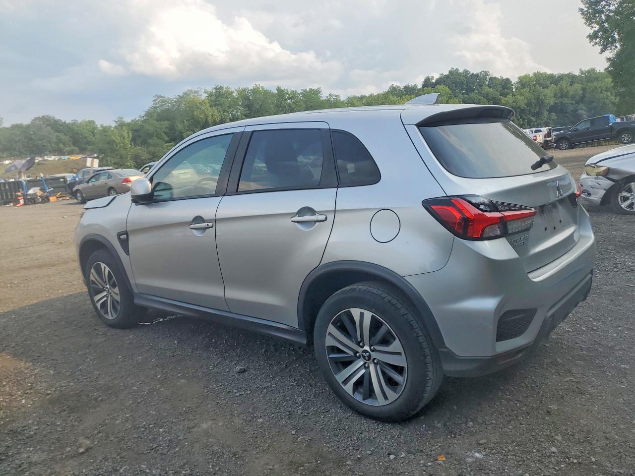 2024 MITSUBISHI OUTLANDER SPORT S/SE — снимка 2
