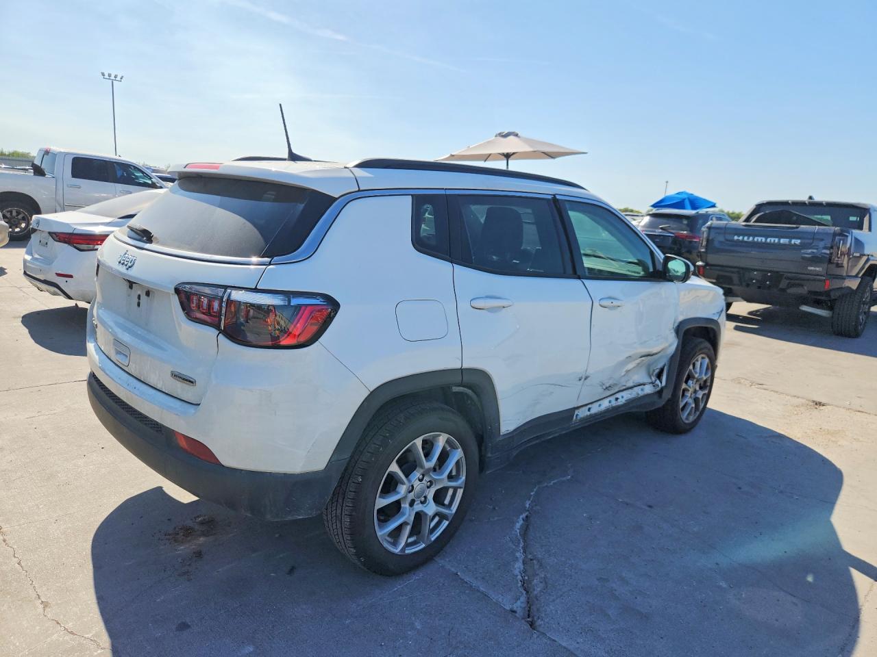 2022 JEEP COMPASS LATITUDE LUX — снимка 3