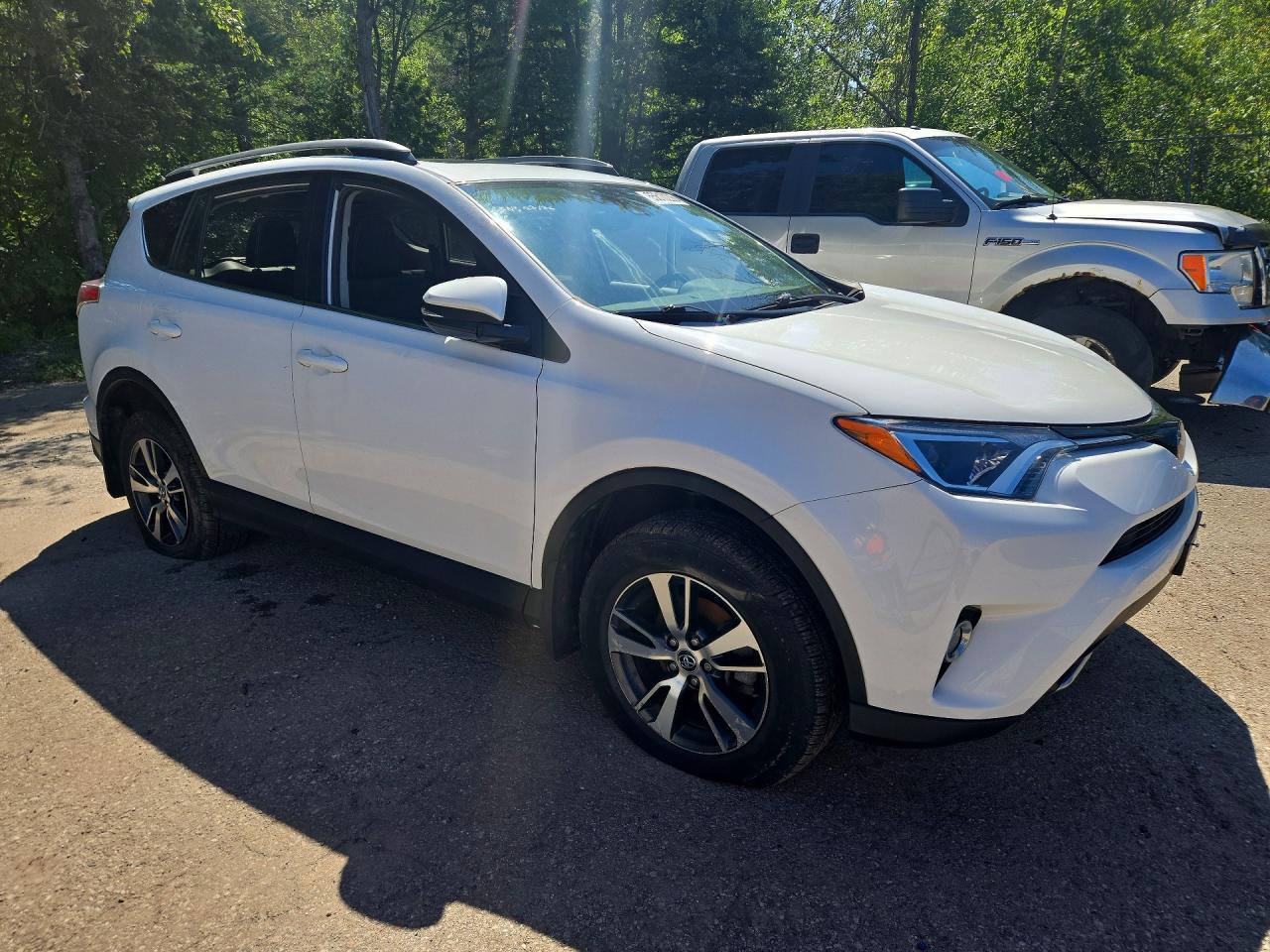 2018 TOYOTA RAV4 XLE — снимка 4