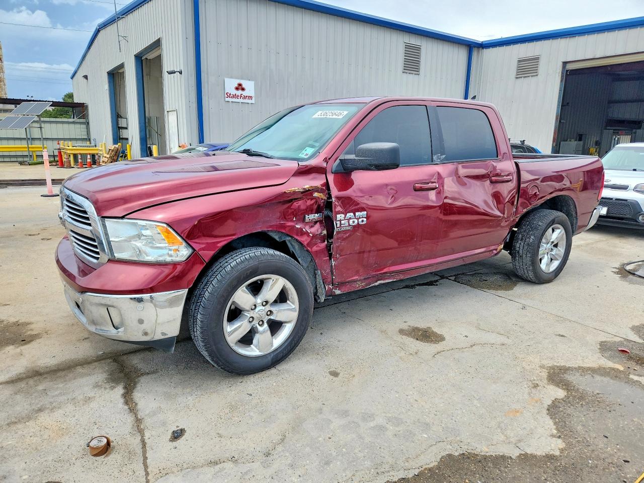 2019 RAM 1500 CLASSIC SLT