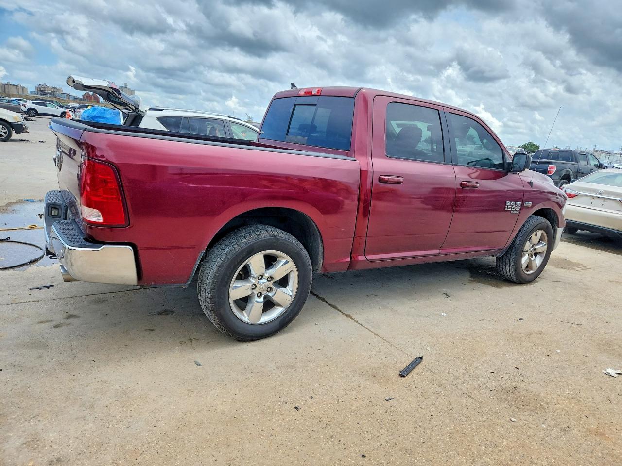 2019 RAM 1500 CLASSIC SLT — снимка 3