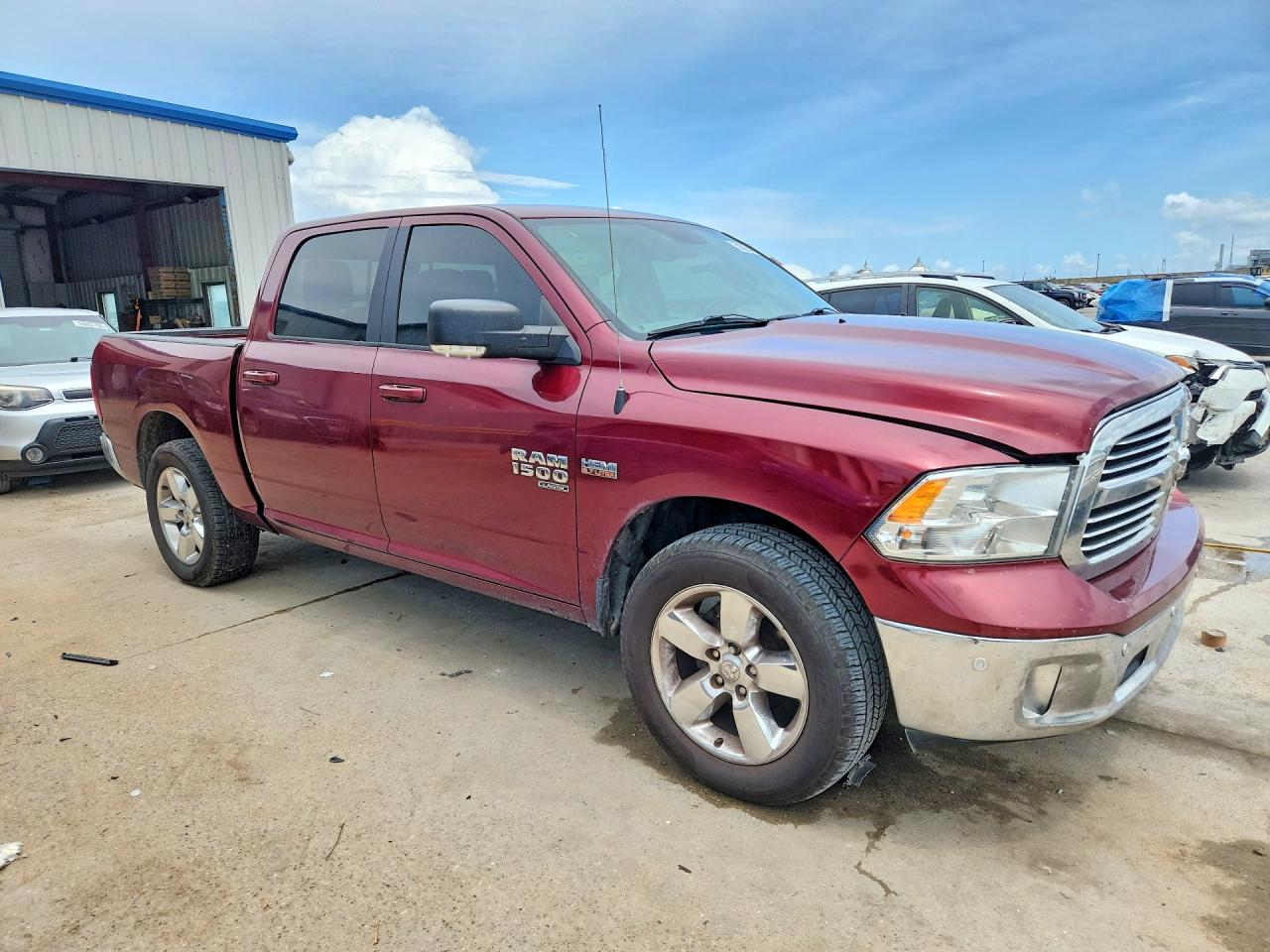 2019 RAM 1500 CLASSIC SLT — снимка 4