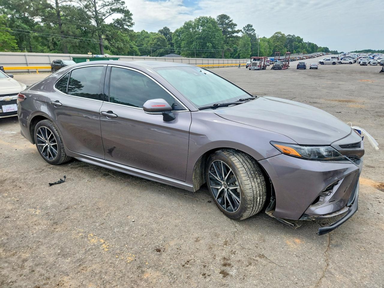2021 TOYOTA CAMRY SE — снимка 4