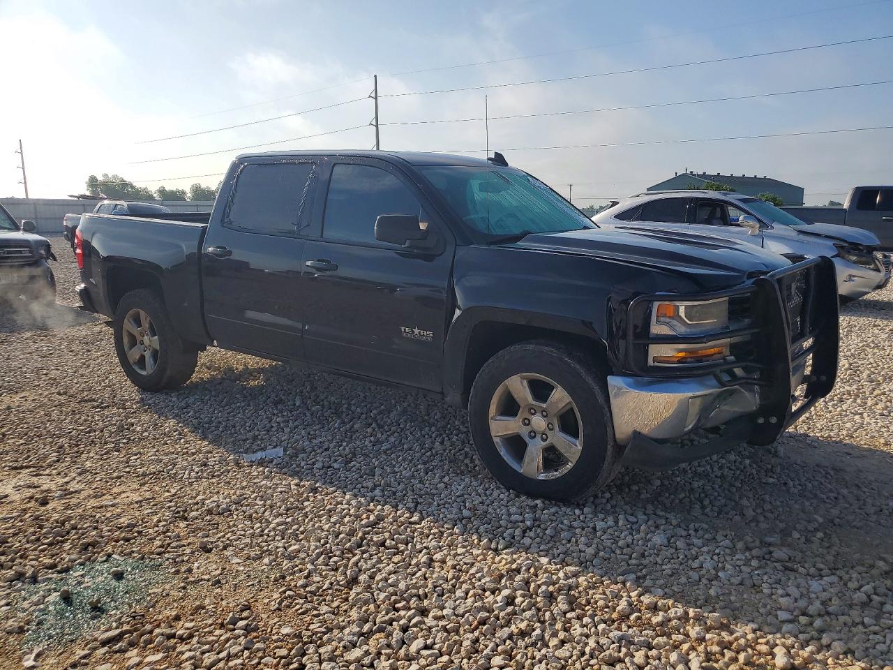 2017 CHEVROLET SILVERADO C1500 LT — снимка 4