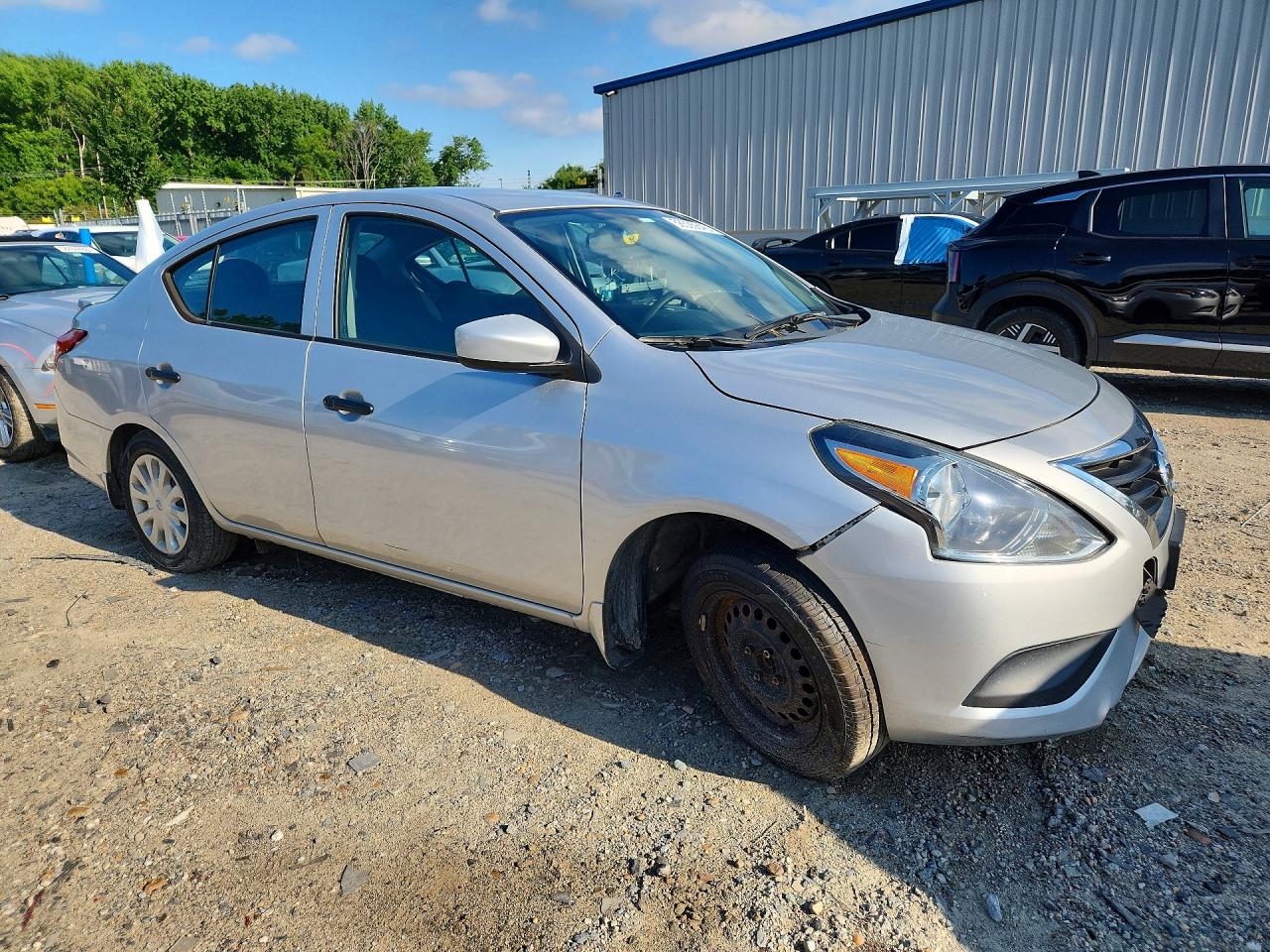 2017 NISSAN VERSA S — снимка 4