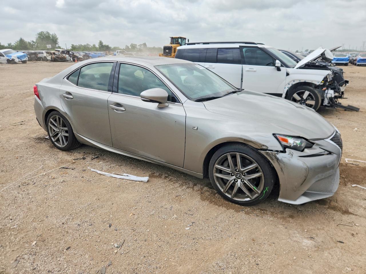2016 LEXUS IS 300 — снимка 4