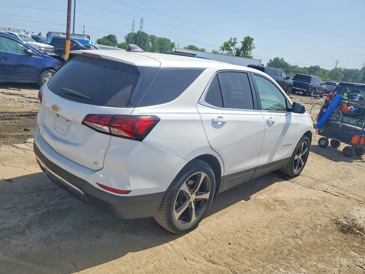 2024 CHEVROLET EQUINOX LT — снимка 3