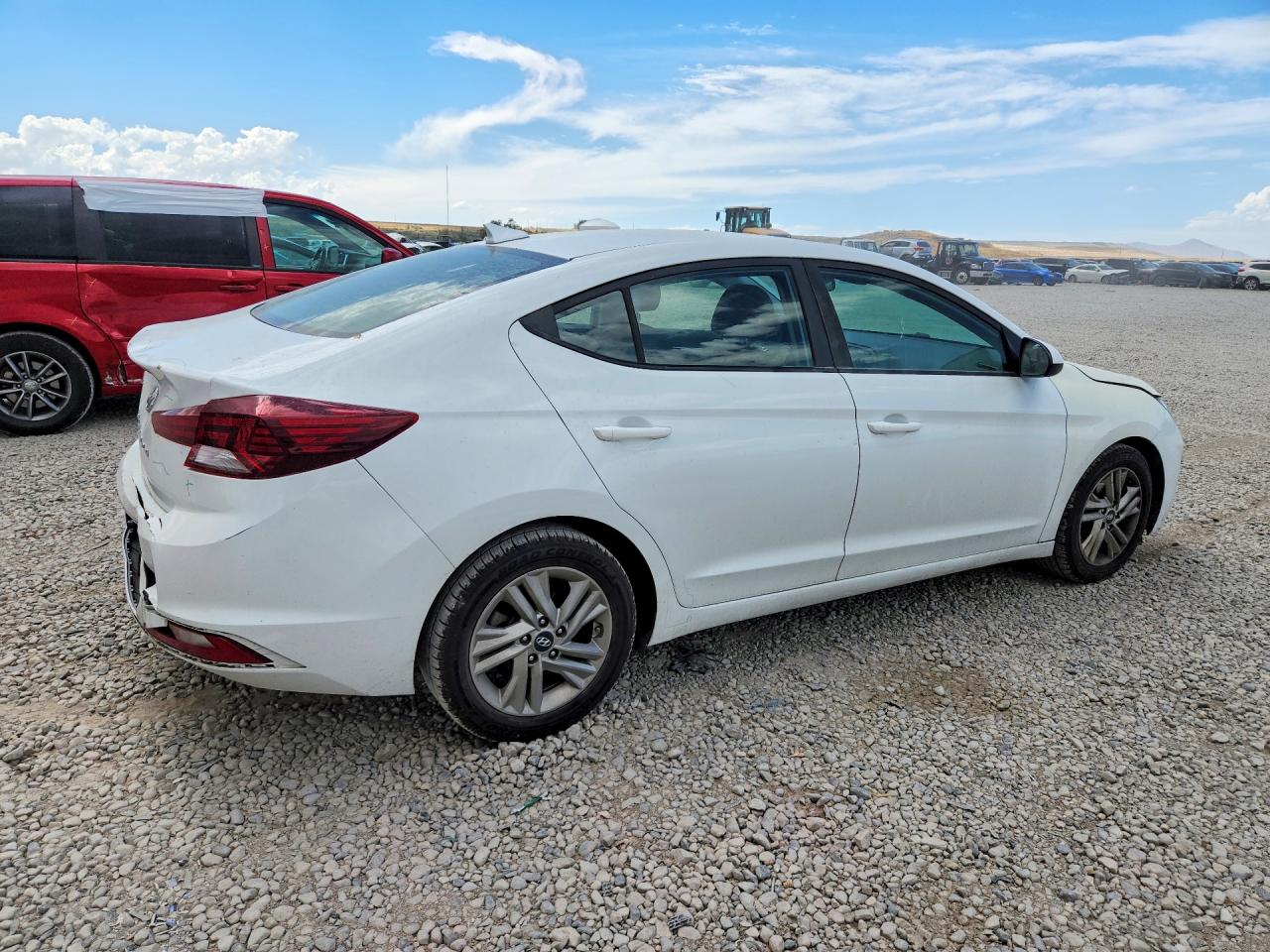 2020 HYUNDAI ELANTRA SEL — снимка 3