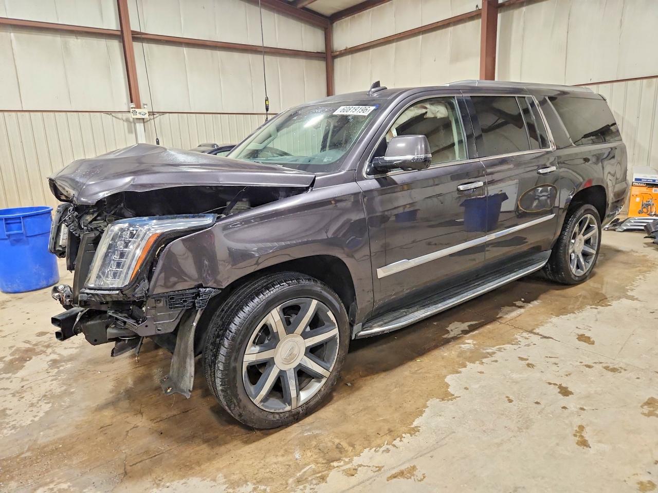 2016 CADILLAC ESCALADE ESV LUXURY