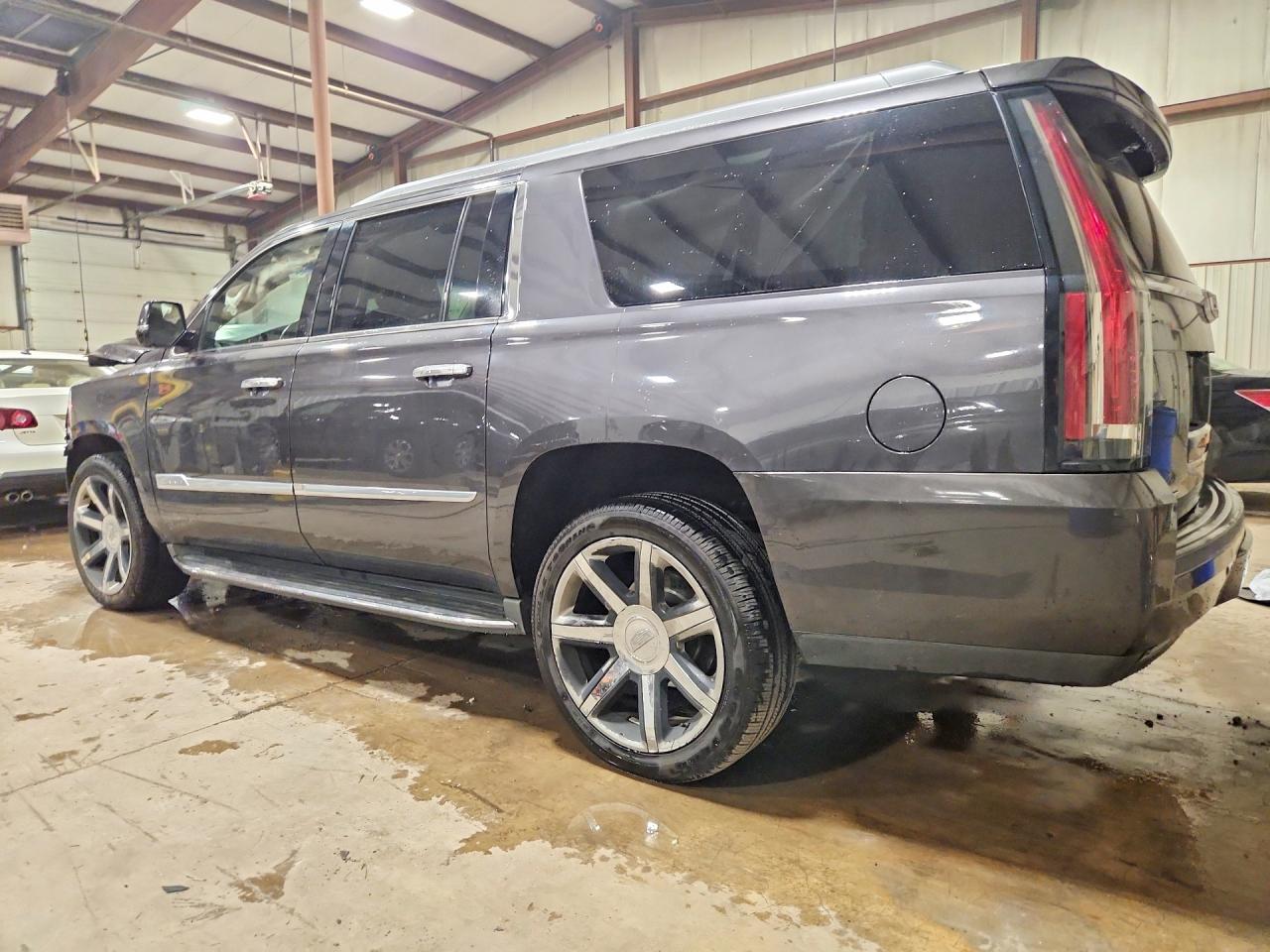 2016 CADILLAC ESCALADE ESV LUXURY — снимка 2