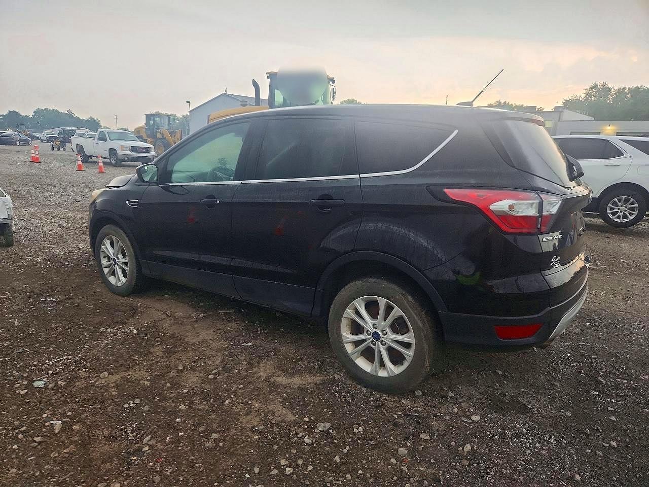 2017 FORD ESCAPE SE — снимка 2
