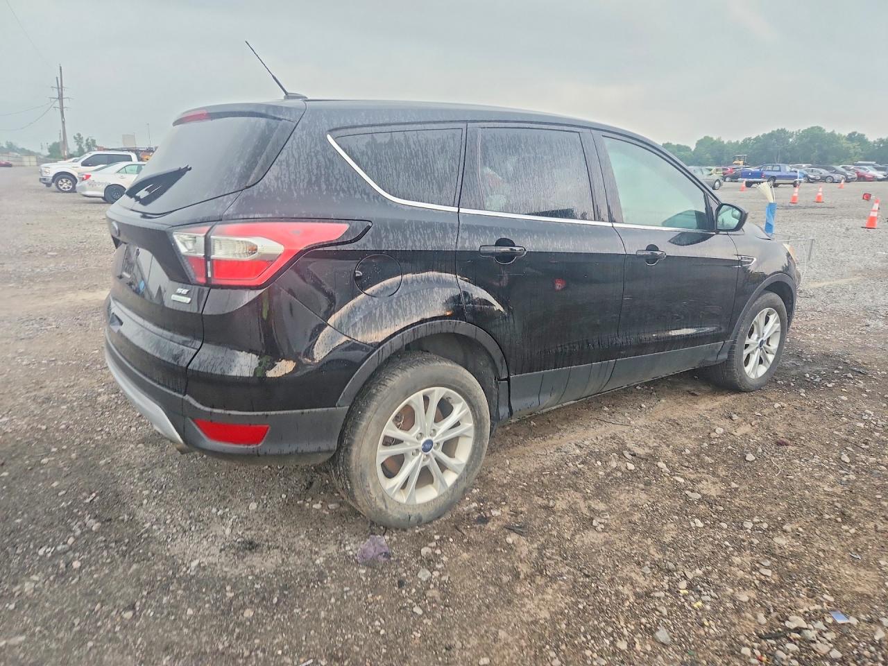 2017 FORD ESCAPE SE — снимка 3