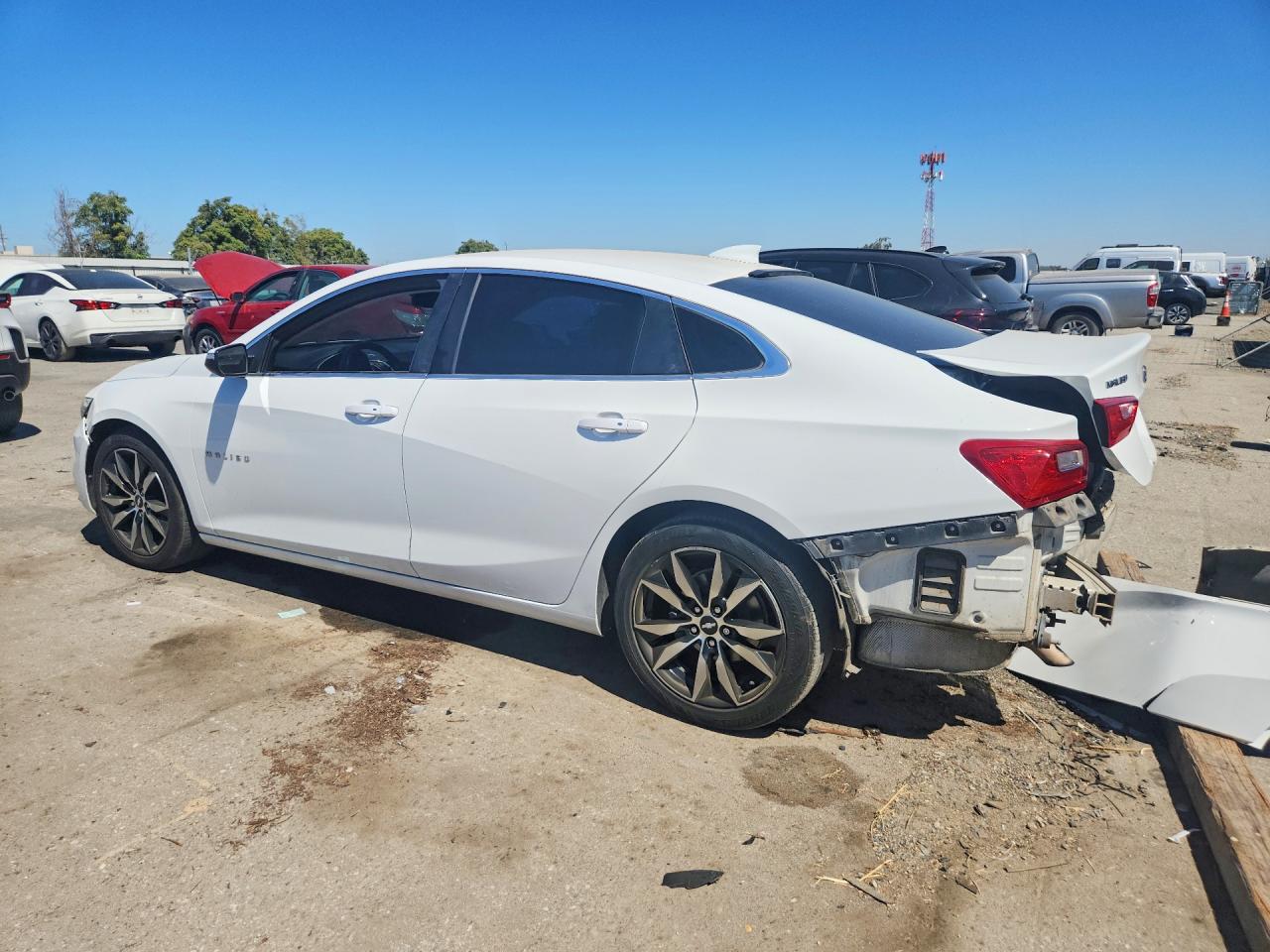 2017 CHEVROLET MALIBU LT — снимка 2