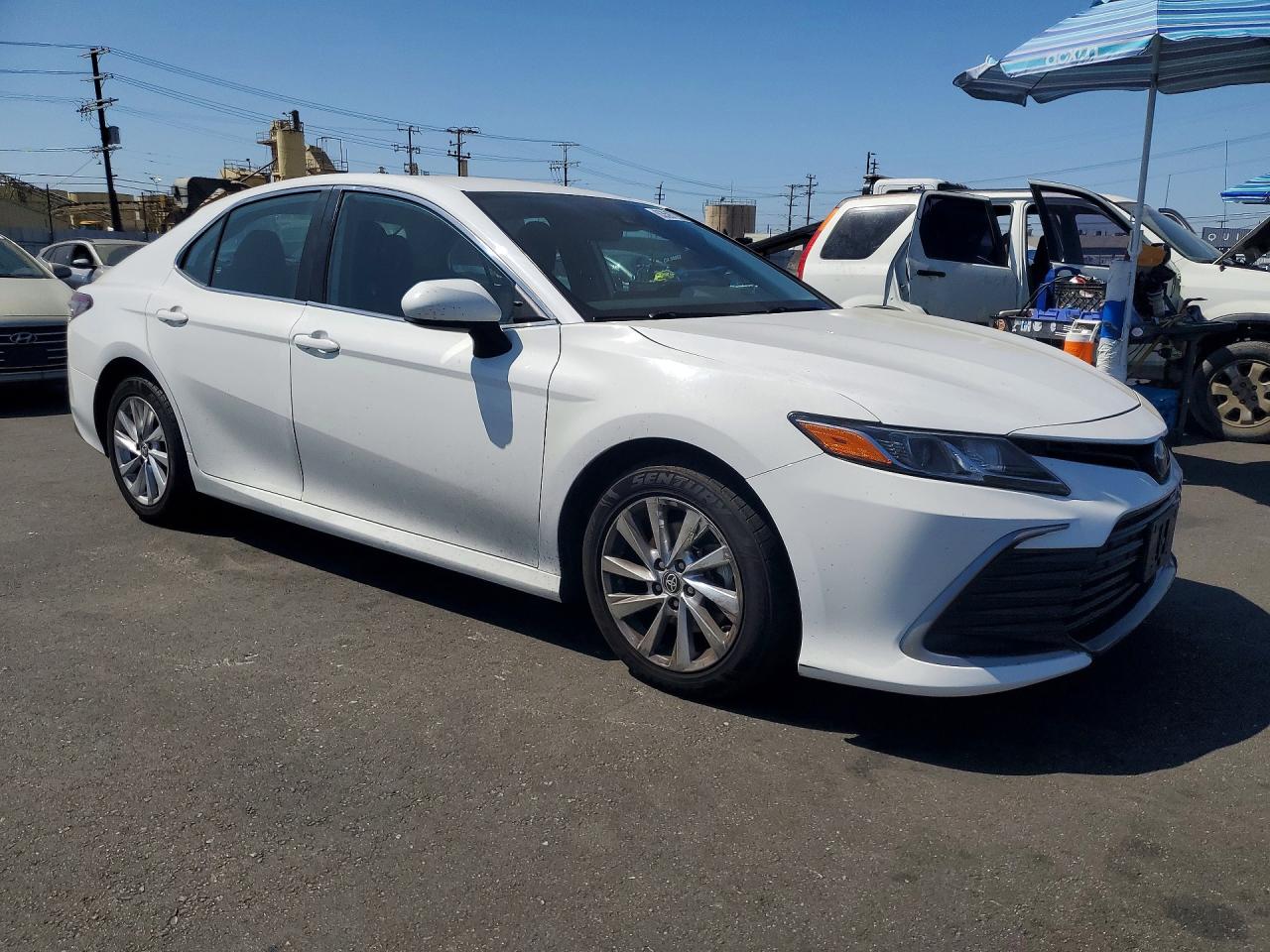 2023 TOYOTA CAMRY LE — снимка 4