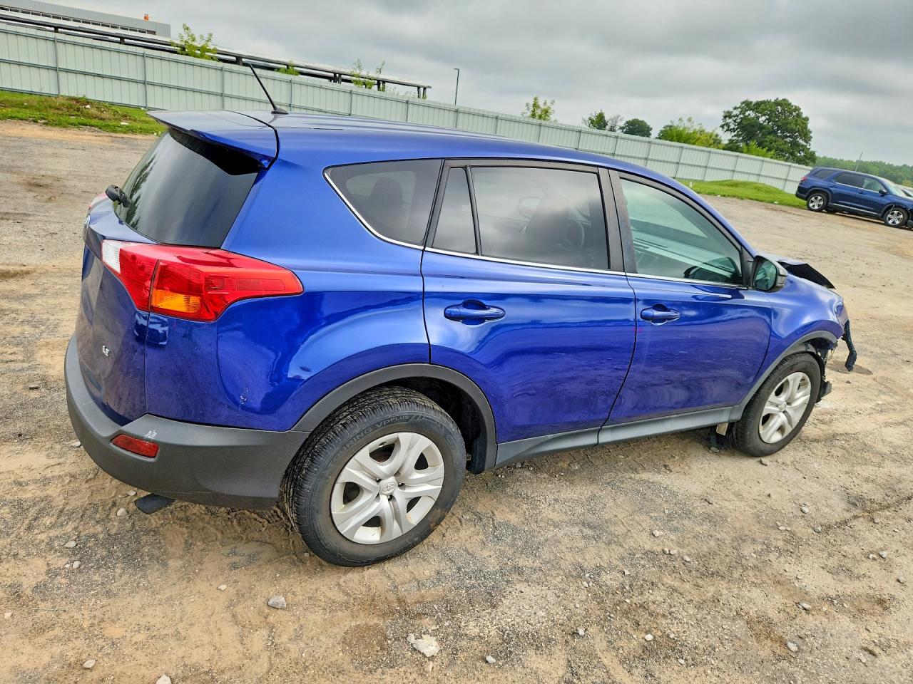 2015 TOYOTA RAV4 LE — снимка 3