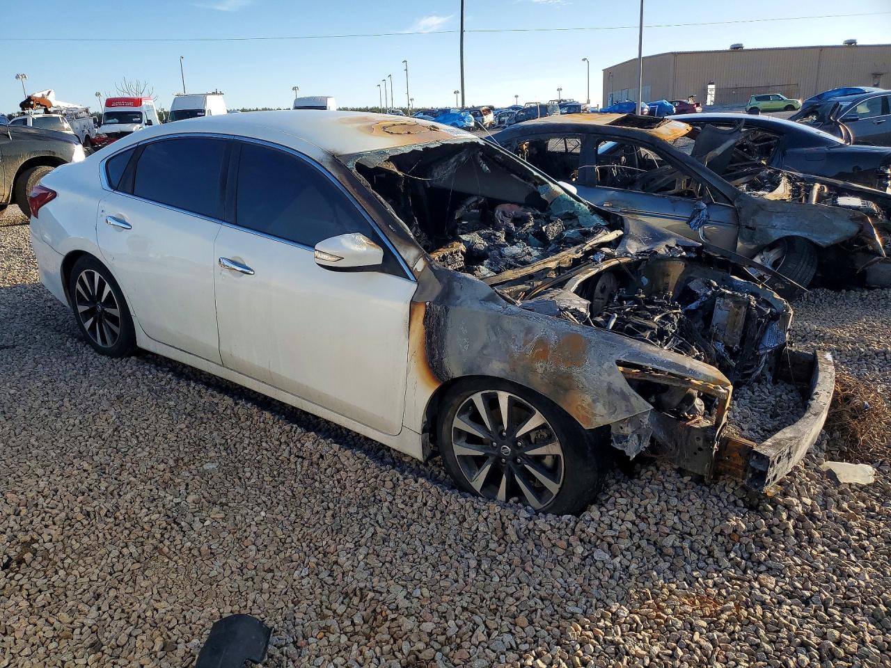 2018 NISSAN ALTIMA 2.5 — снимка 4