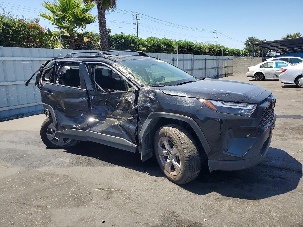 2024 TOYOTA RAV4 LE — снимка 4