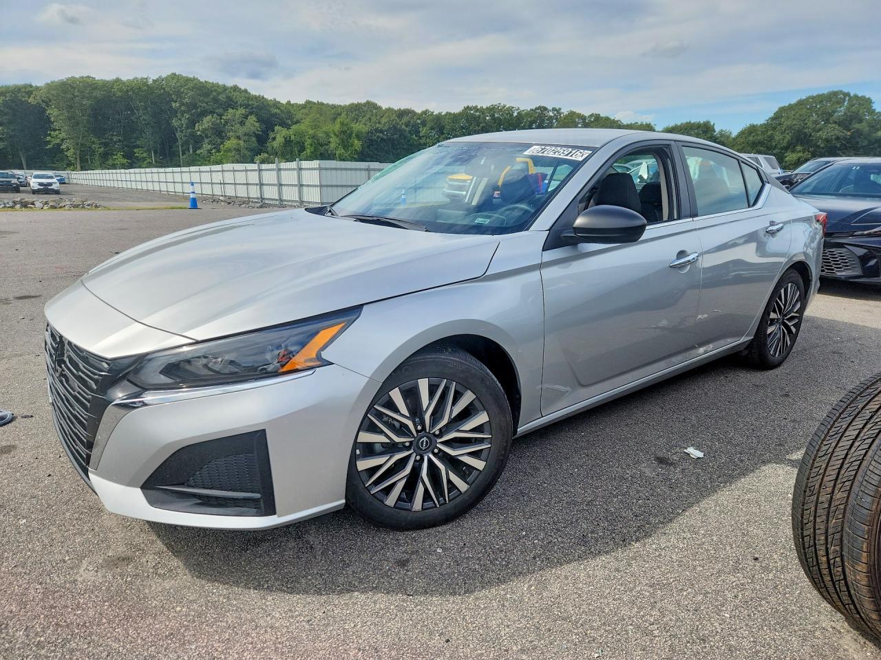 2025 NISSAN ALTIMA SV