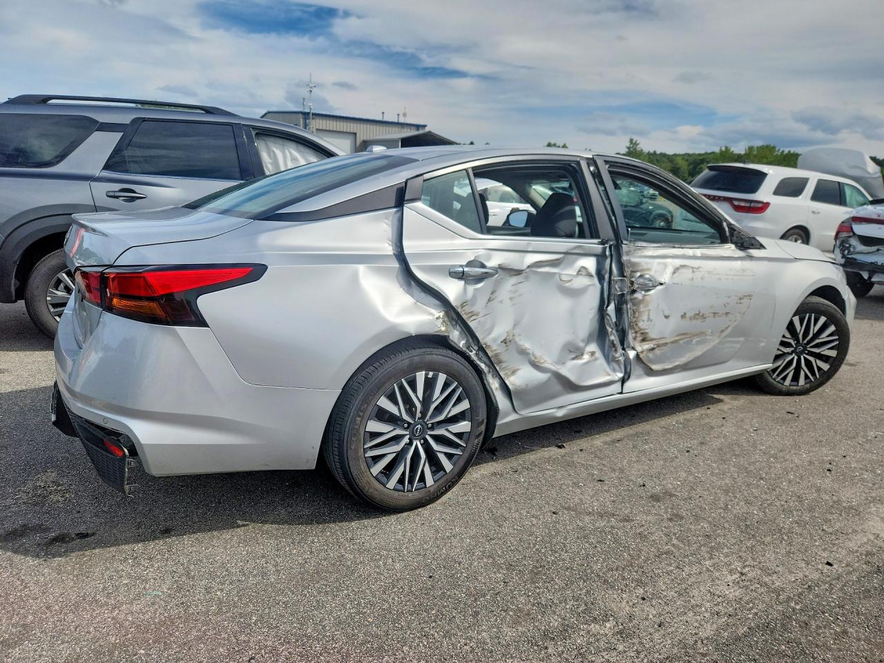 2025 NISSAN ALTIMA SV — снимка 3