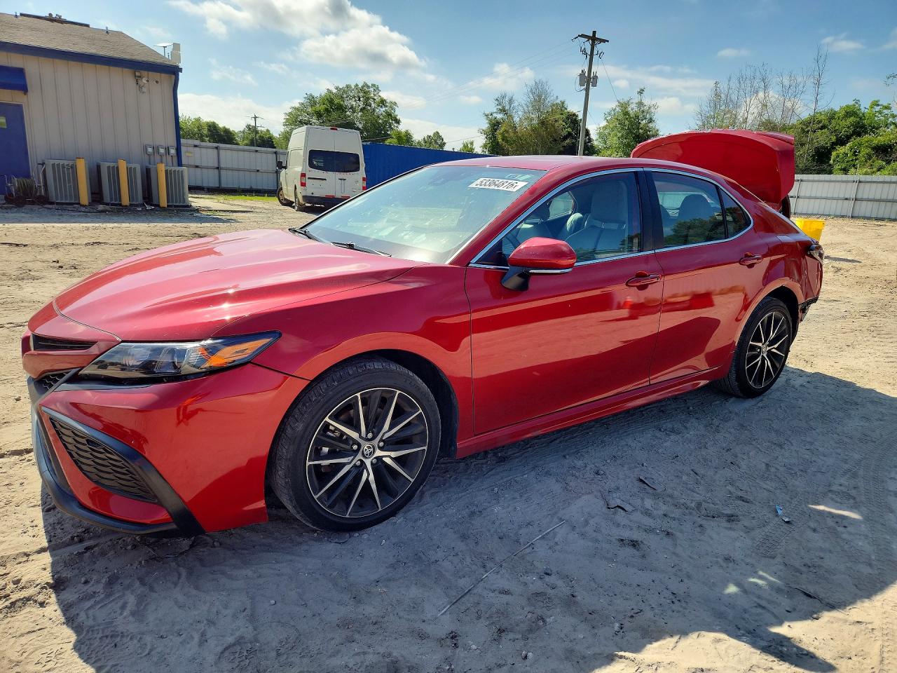 2024 TOYOTA CAMRY SE