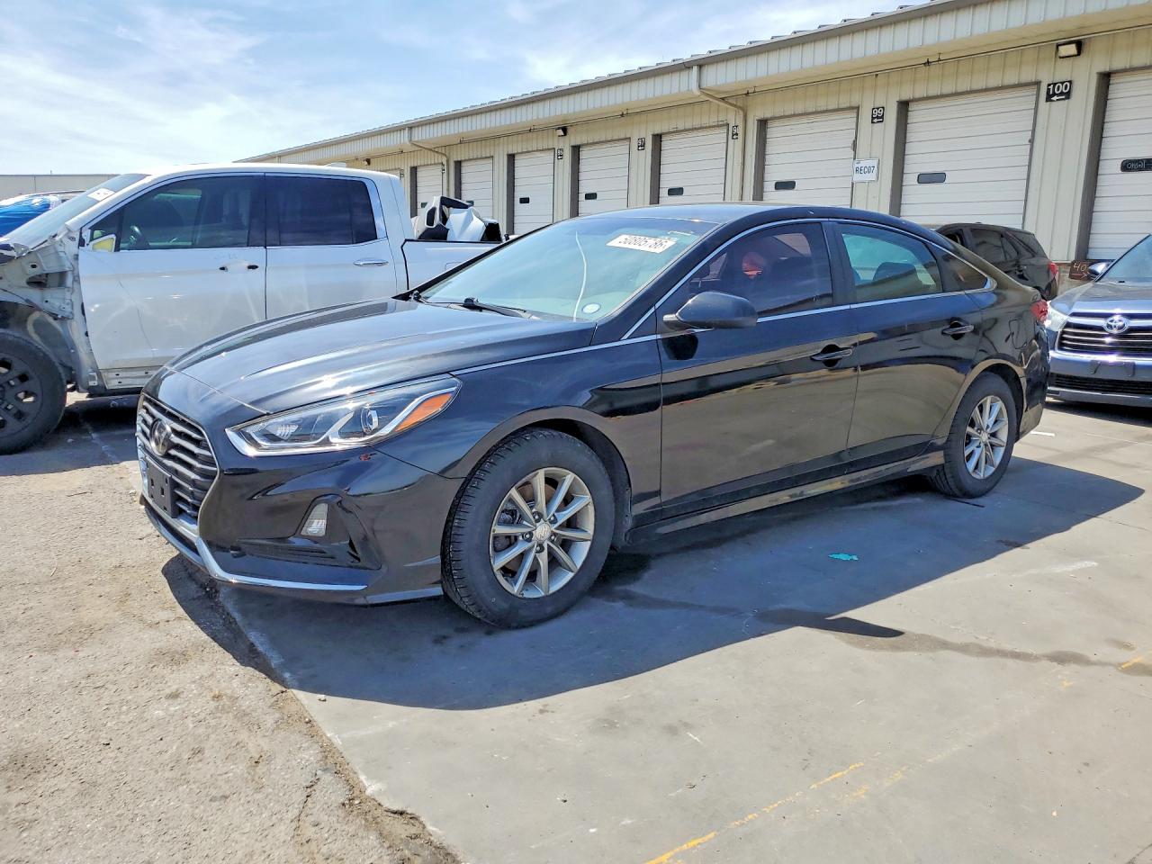 2019 HYUNDAI SONATA SE