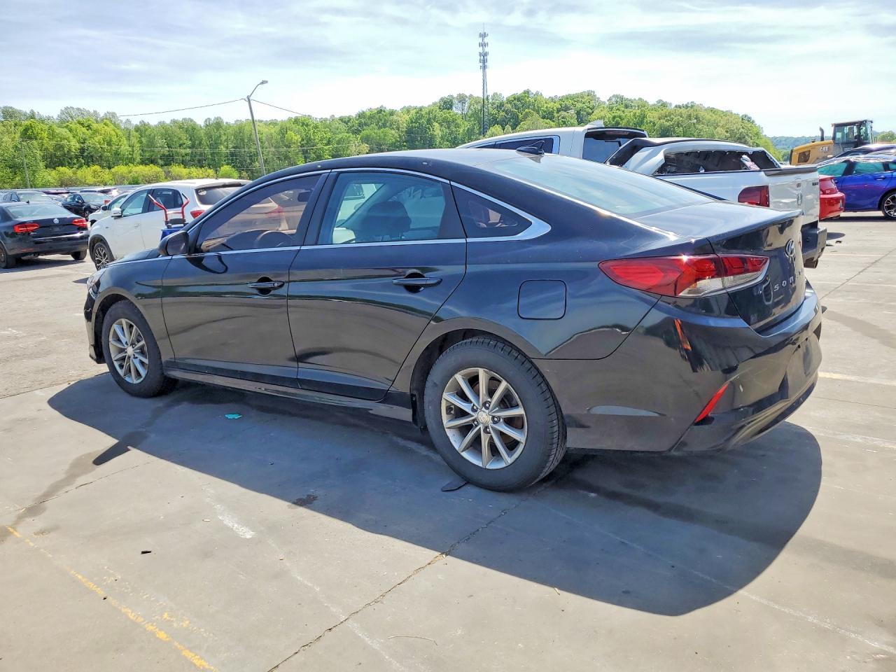 2019 HYUNDAI SONATA SE — снимка 2