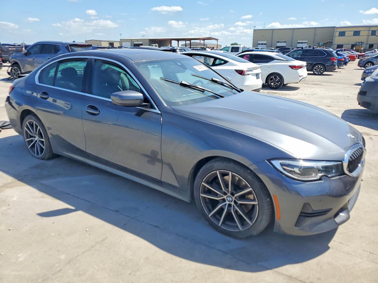 2020 BMW 330 — снимка 4