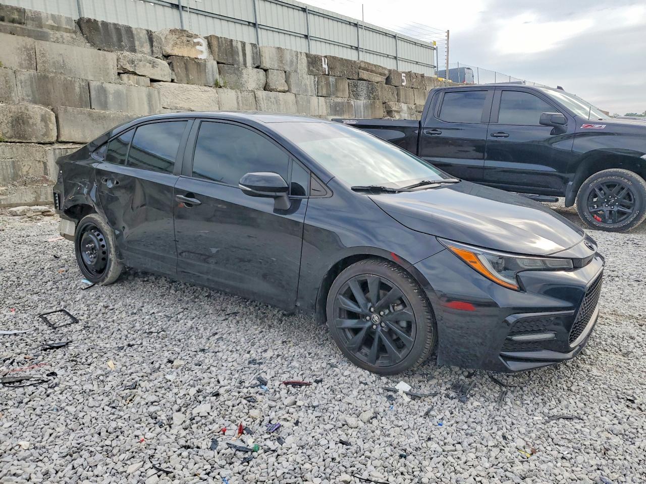 2021 TOYOTA COROLLA SE NIGHTSHADE EDITION — снимка 4