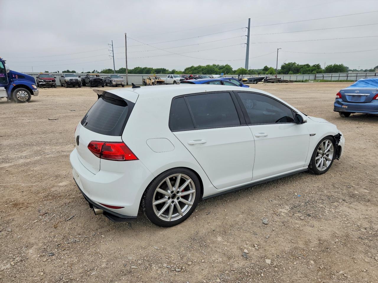 2017 VOLKSWAGEN GTI S — снимка 3