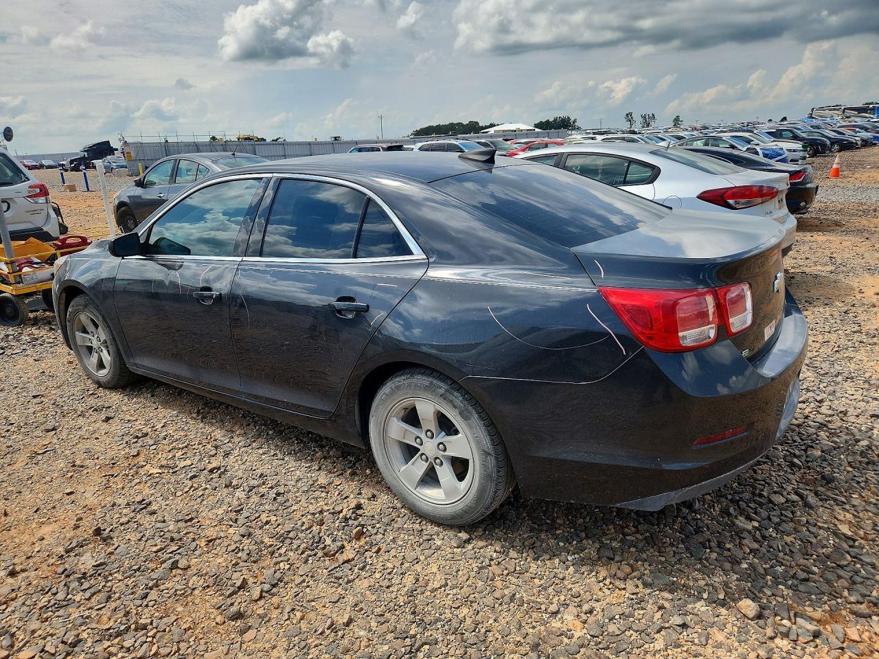 2015 CHEVROLET MALIBU LS — снимка 2