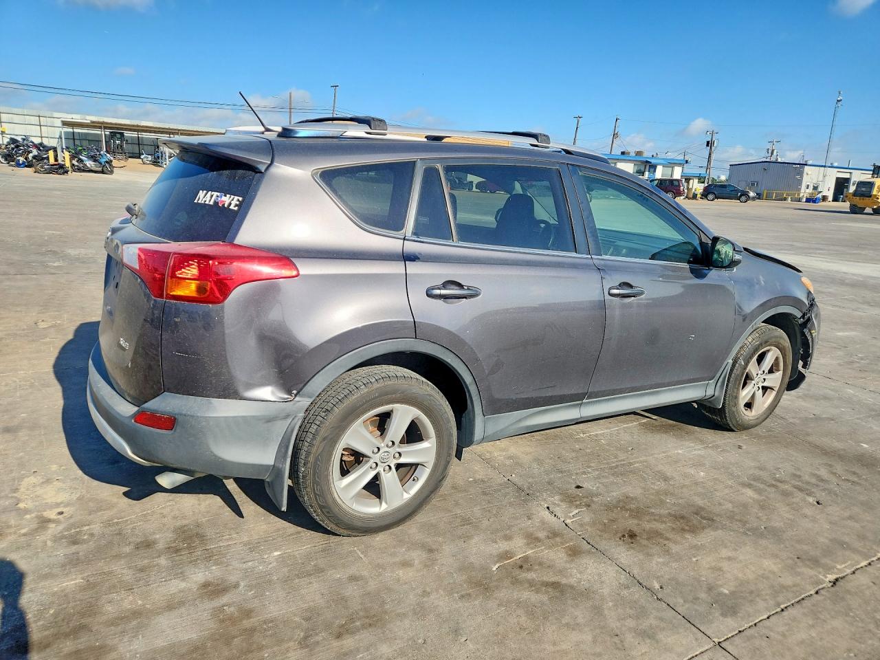 2015 TOYOTA RAV4 XLE — снимка 3
