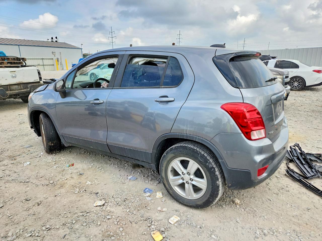2020 CHEVROLET TRAX LS — снимка 2