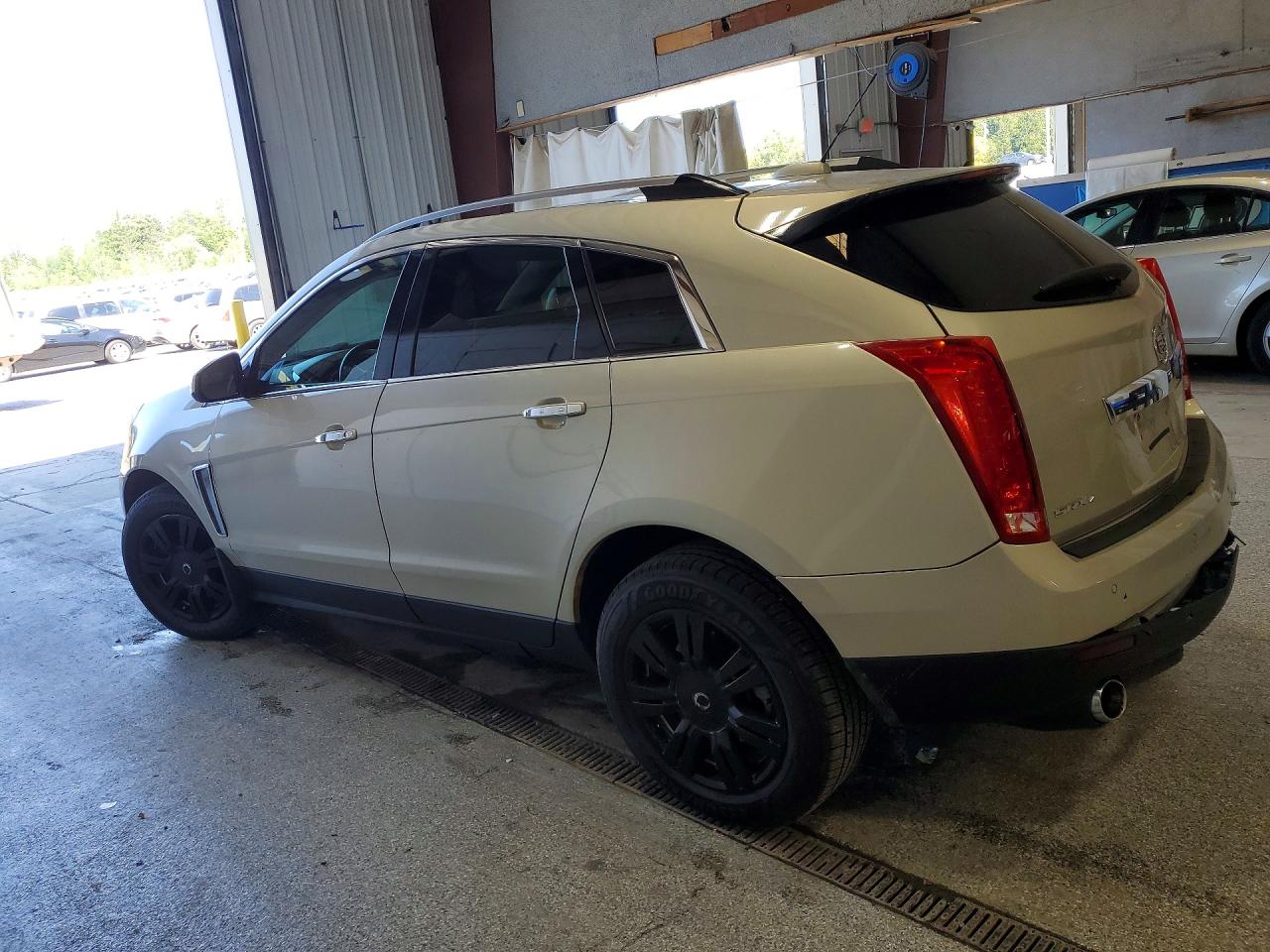 2016 CADILLAC SRX LUXURY COLLECTION — снимка 2