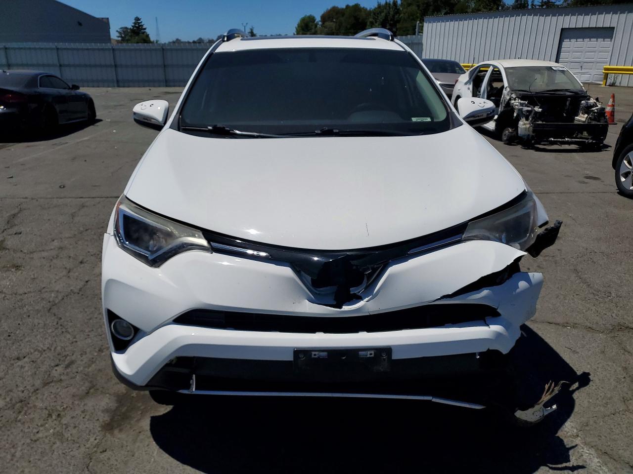 2016 TOYOTA RAV4 XLE — снимка 5