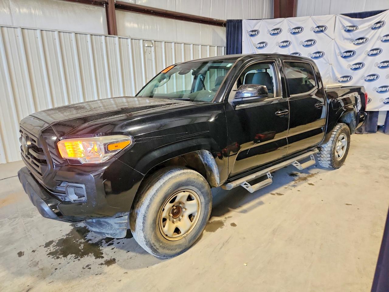 2018 TOYOTA TACOMA SR