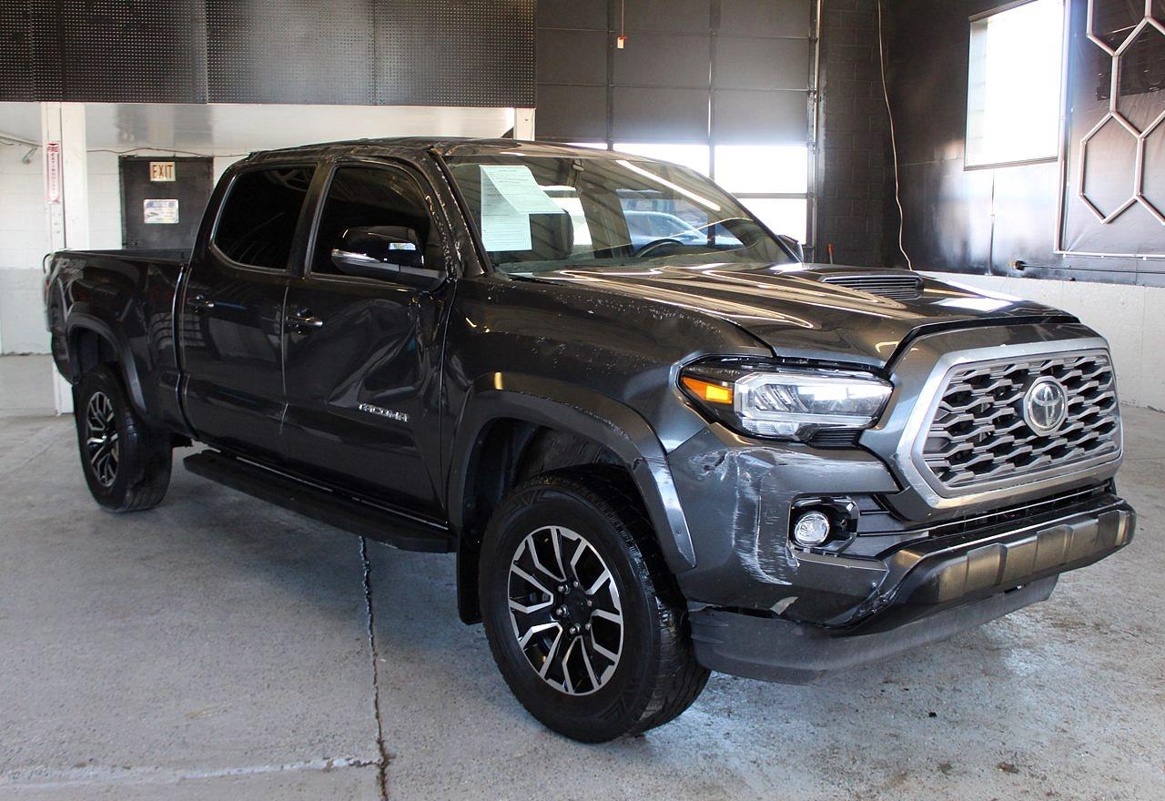 2023 TOYOTA TACOMA TRD SPORT