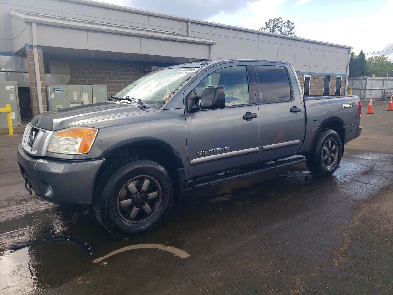2015 NISSAN TITAN PRO-4X