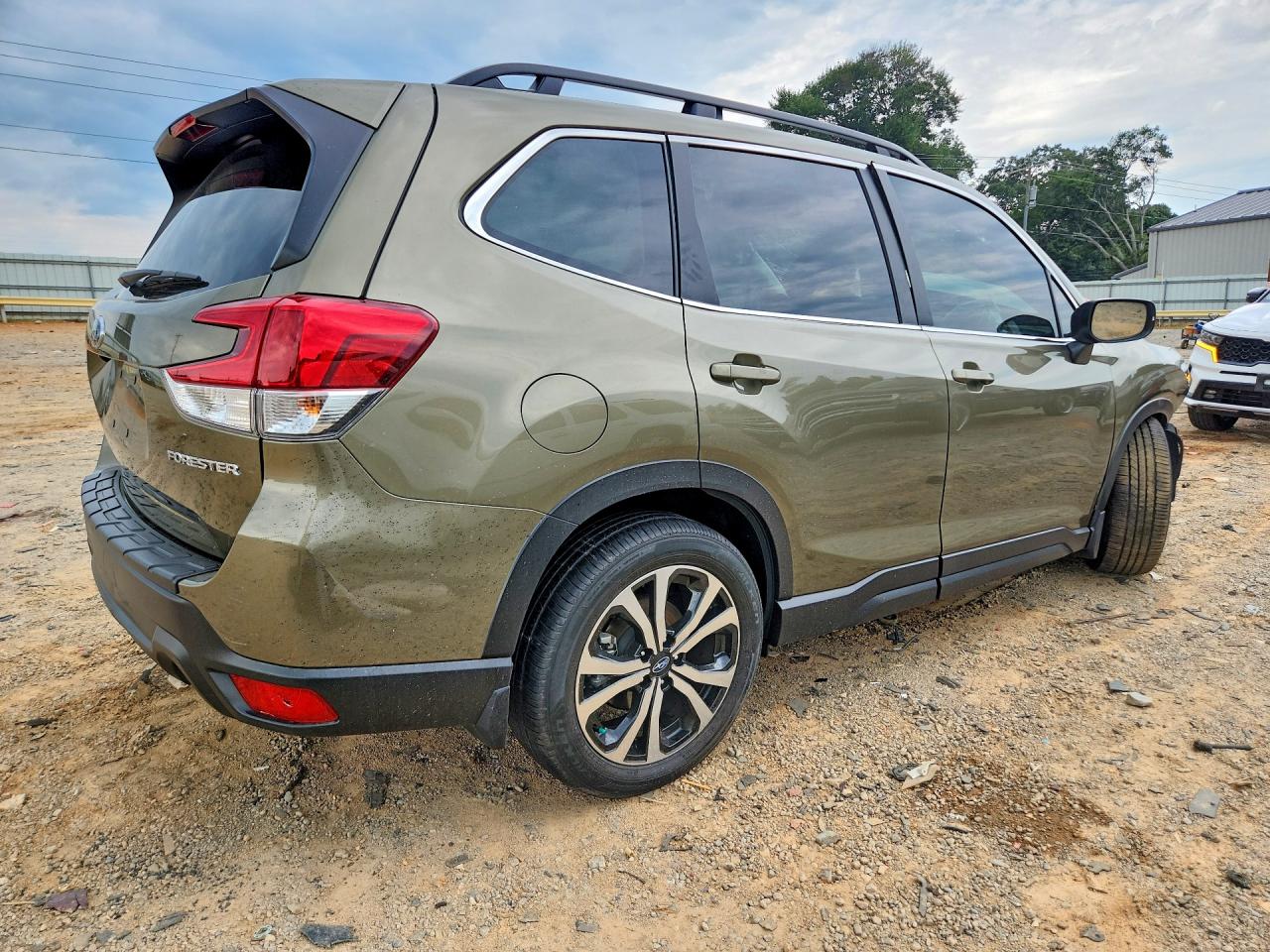 2023 SUBARU FORESTER LIMITED — снимка 3