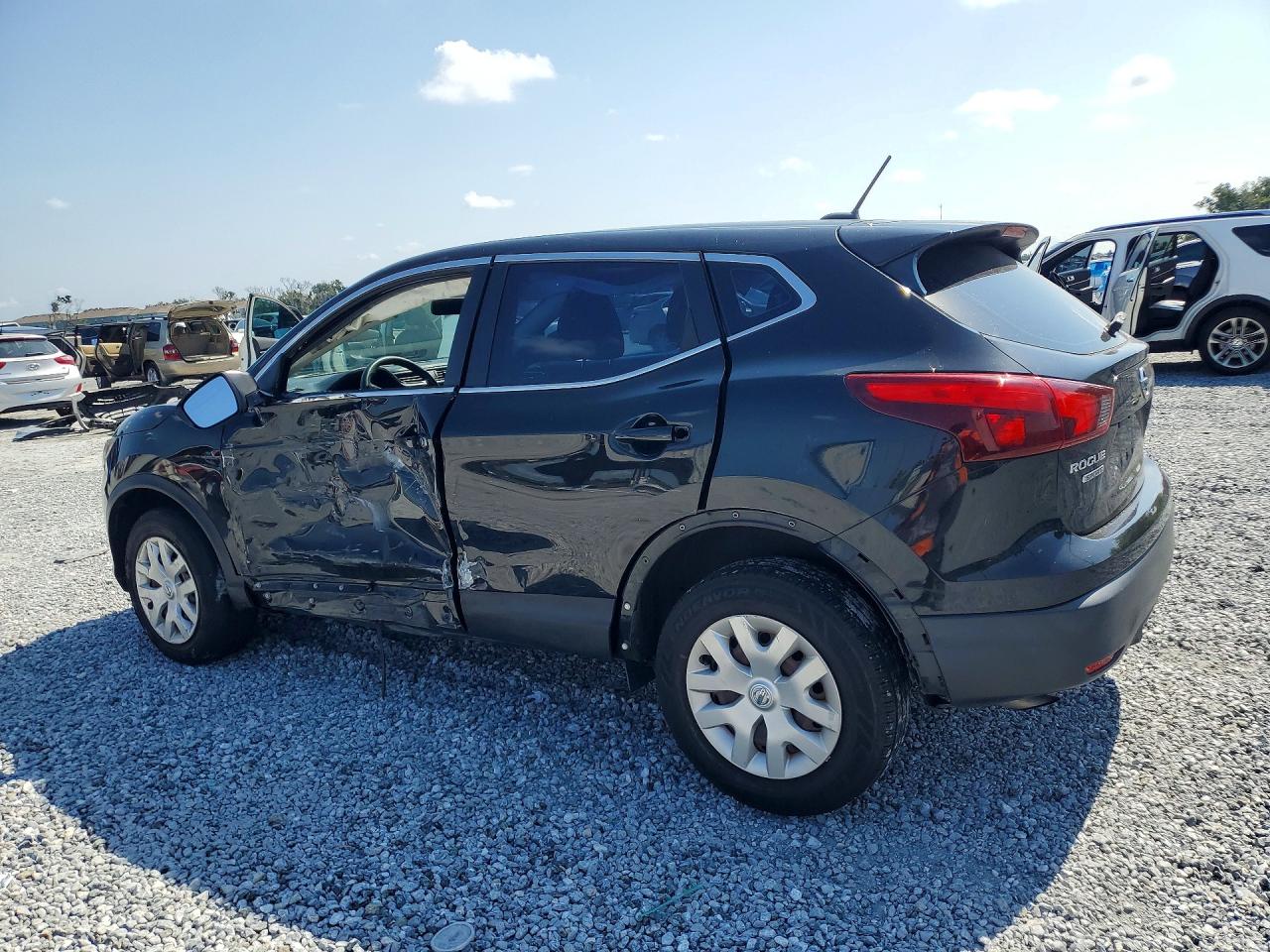 2019 NISSAN ROGUE SPORT S — снимка 2
