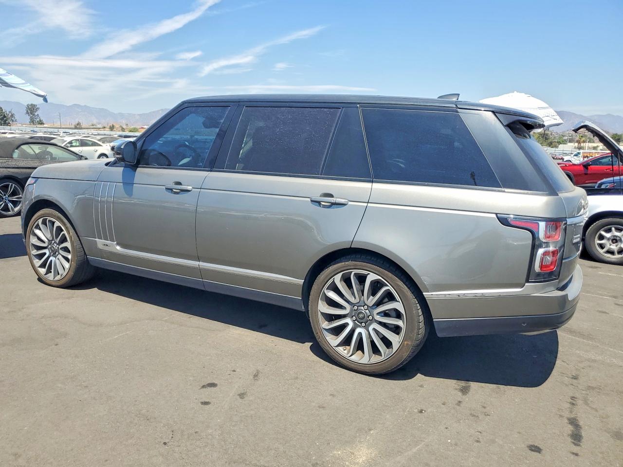 2018 LAND ROVER RANGE ROVER SUPERCHARGED — снимка 2